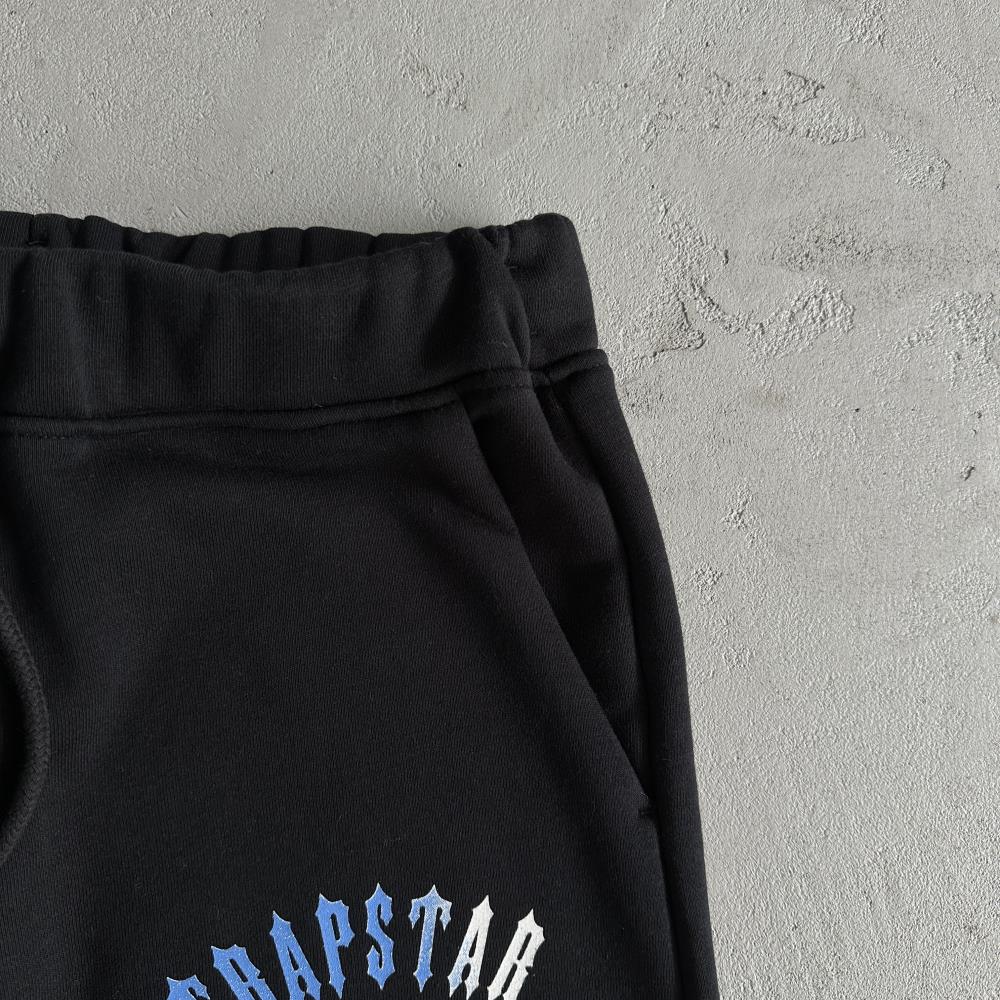 arch fade tracksuit-black