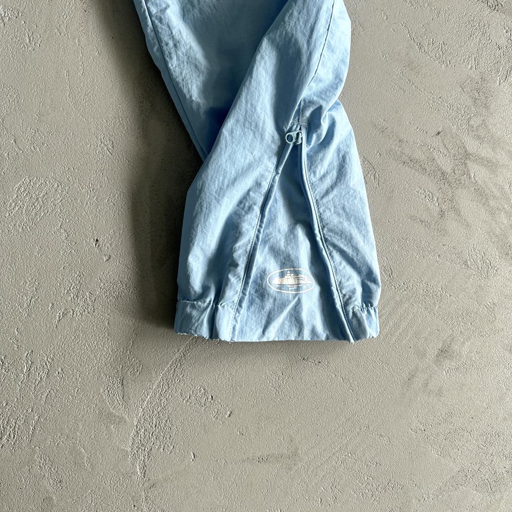 Baby blue shukushuku suit