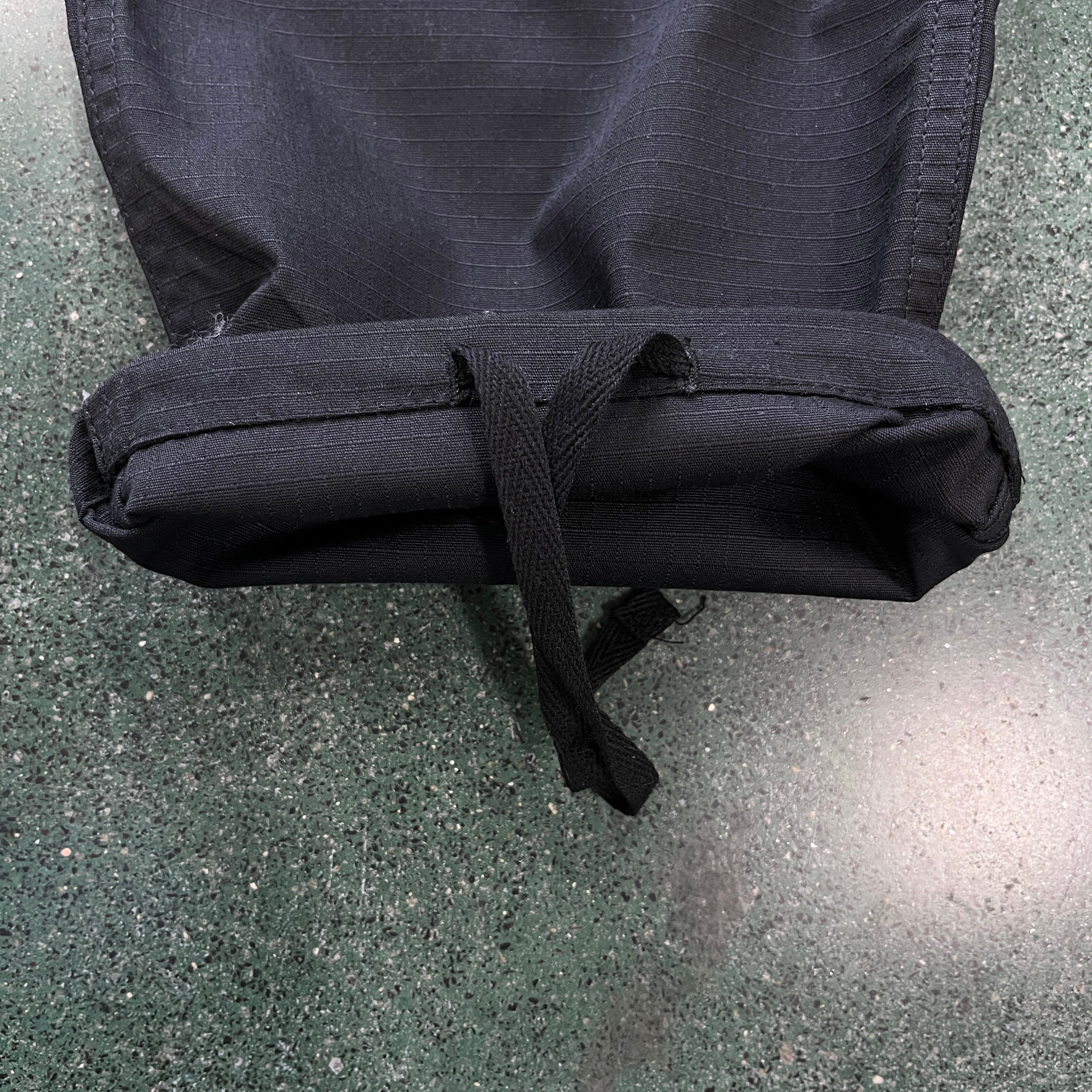 Black/Blacklogo cargo