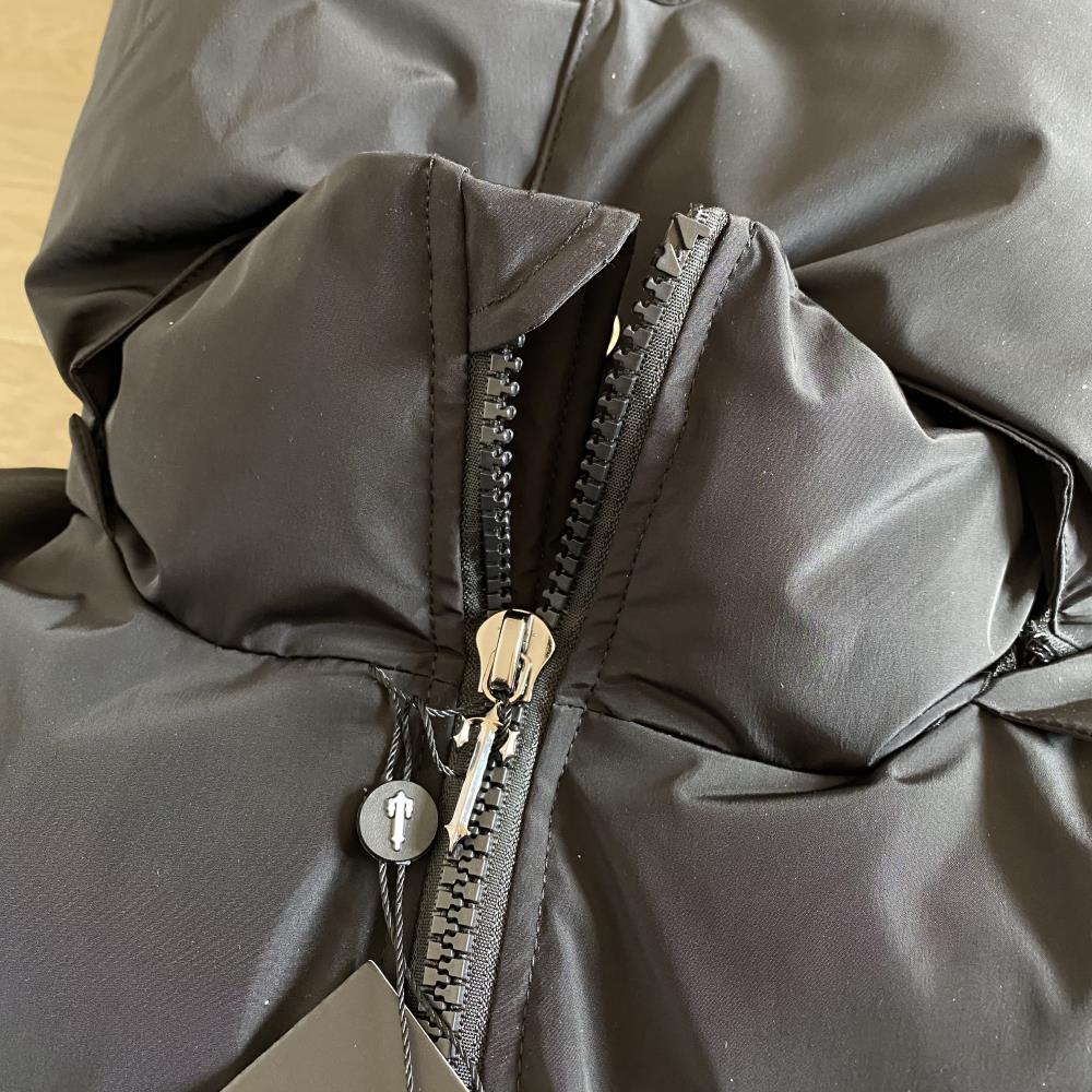 Black Irongate Jacket Detachable Hood