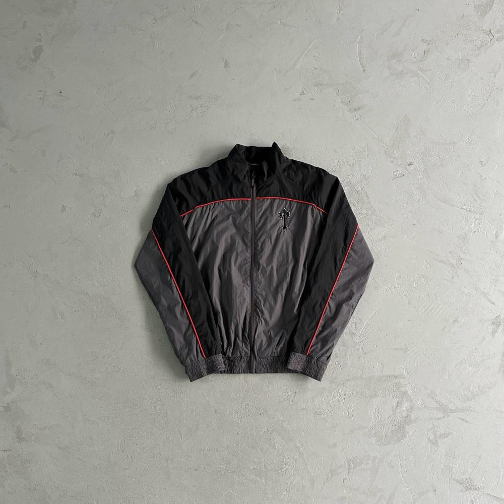 Irongate T Shellsuit-Balck/Red