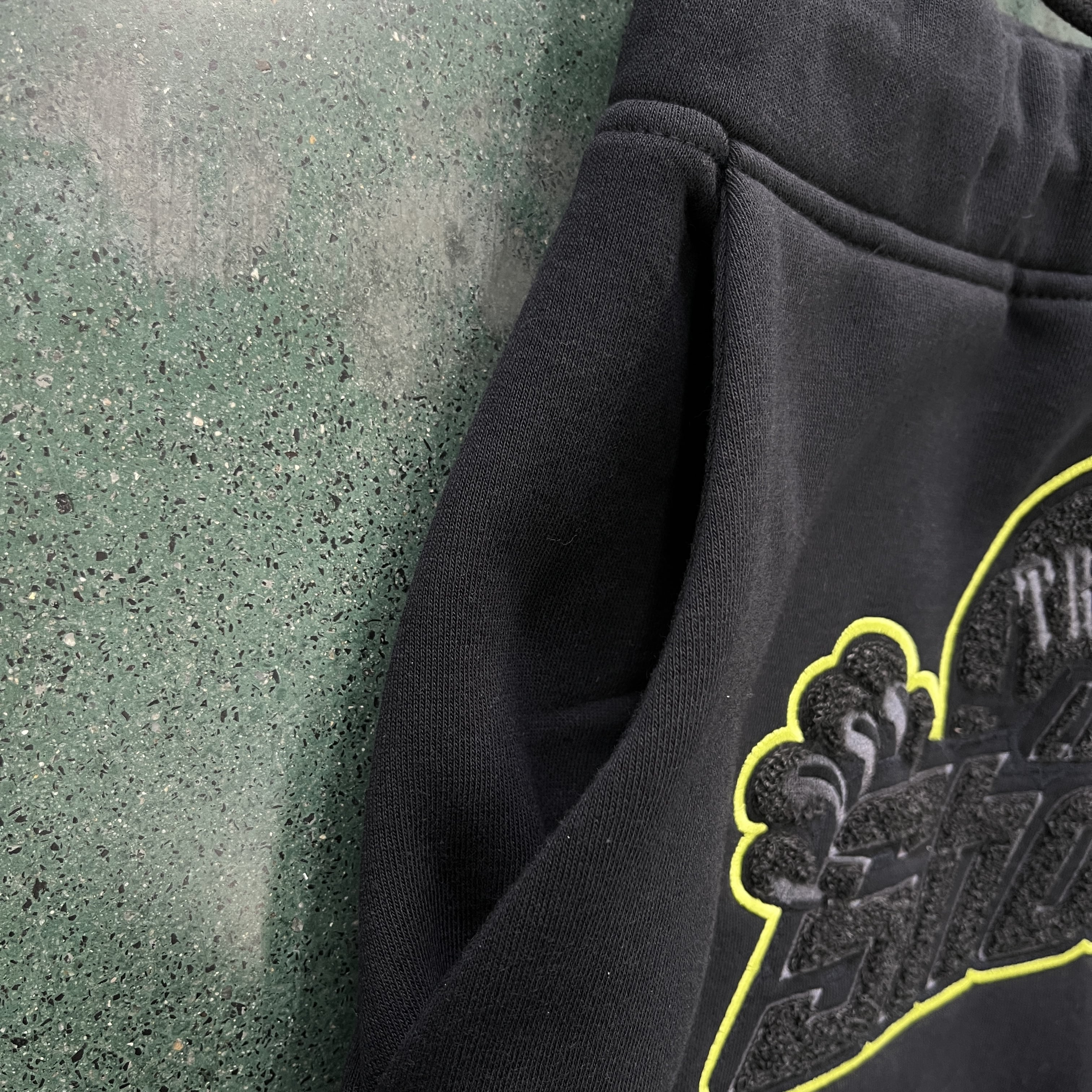 SHOOTERS HOODED TRACKSUIT - BLACKLIME