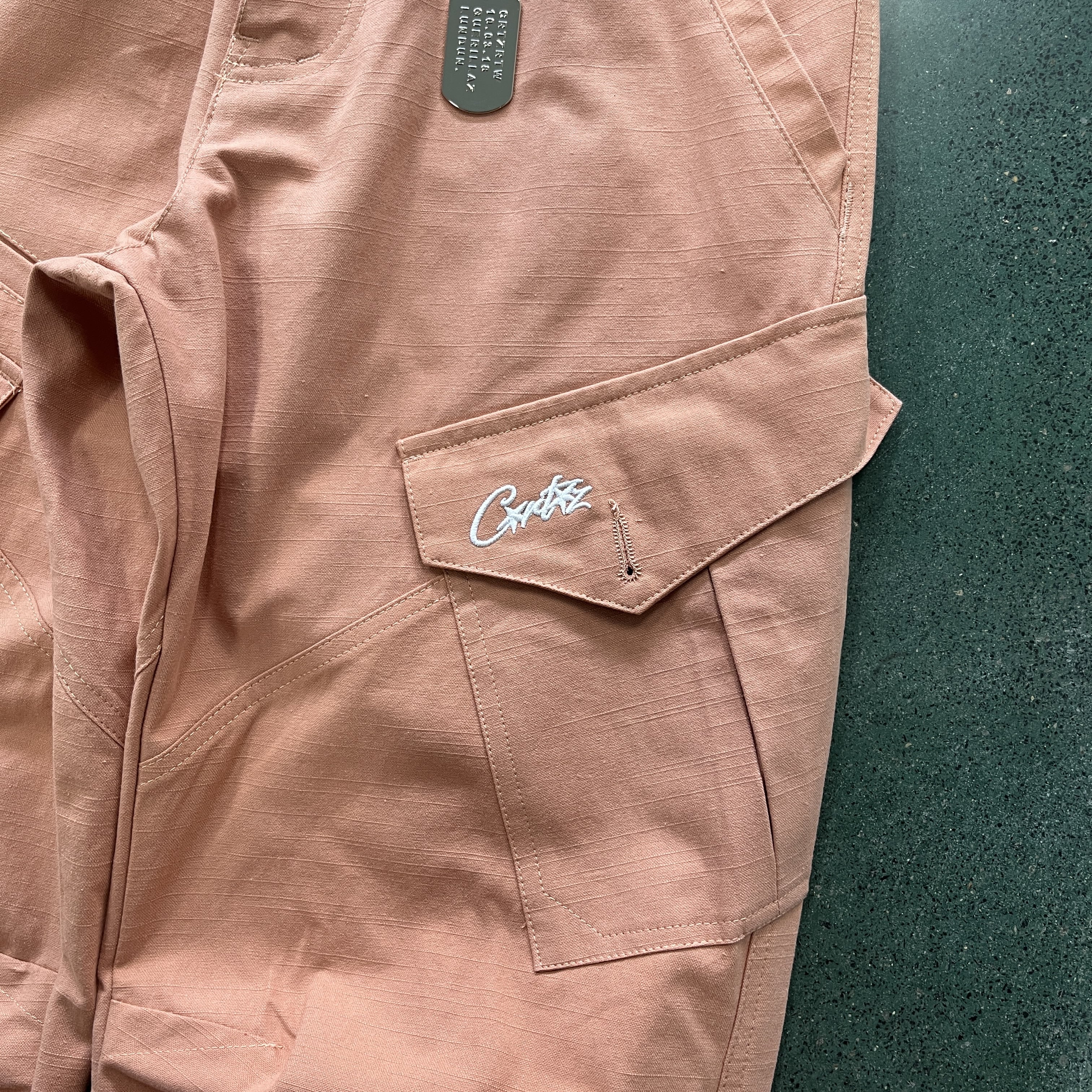 Slant pocket Pink Bottoms