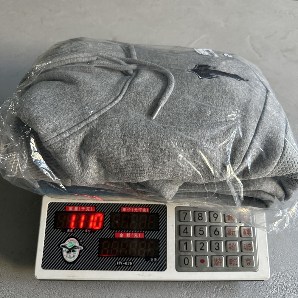 v etripe hoodie tracksuit-grey